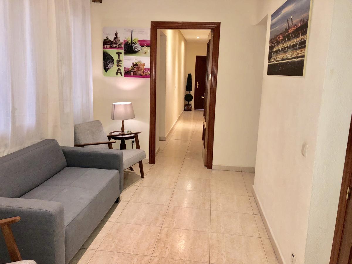 Hostal Arriaza Мадрид Екстериор снимка
